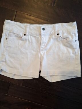 dELiA*s White Denim Short Shorts